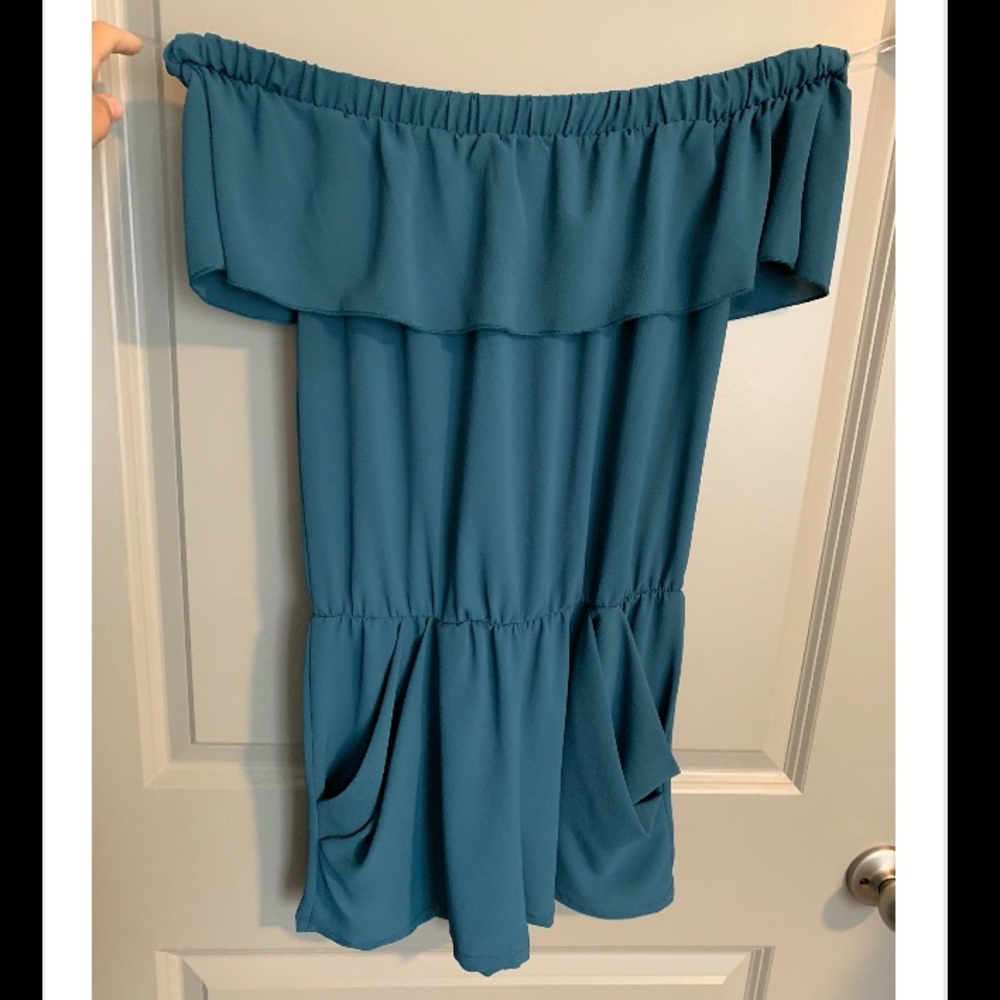 Tyche Off-the-shoulder romper (size: S)